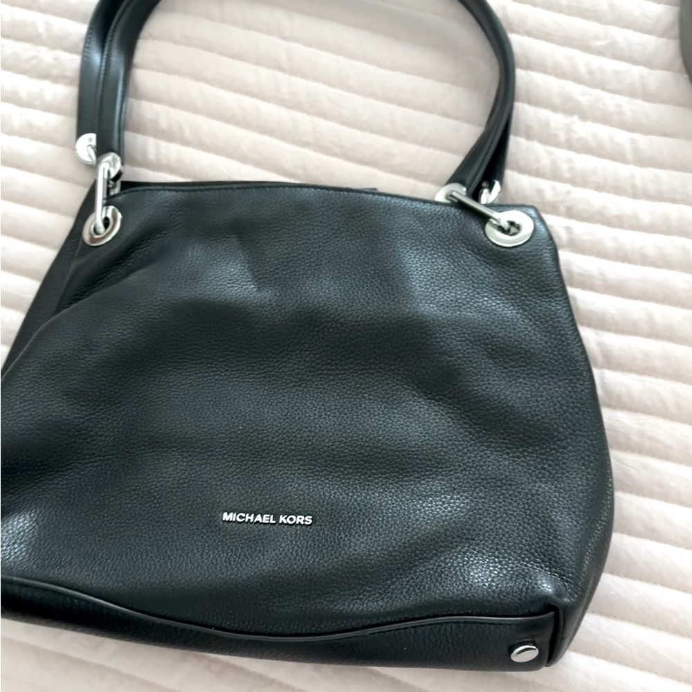 Michael Kors Kensington Large Shoulder Tote Bag
